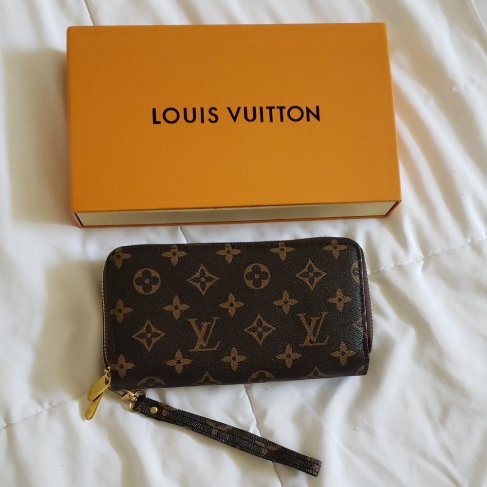 Wallet Clutch